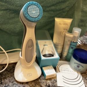 NU SKIN Lumi set LIKE NEW
